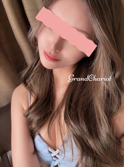 音羽 りなさんの写真