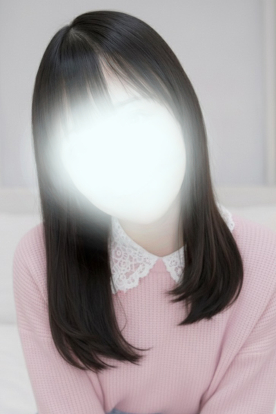 綾 ひいなさんの写真